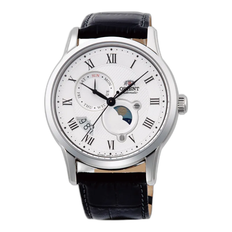 Elegancki zegarek męski Orient RA-AK0008S10B z automatycznym mechanizmem, białą tarczą, funkcją fazy księżyca, datownikiem oraz skórzanym paskiem. Idealny wybór dla miłośników klasycznego designu i precyzji.