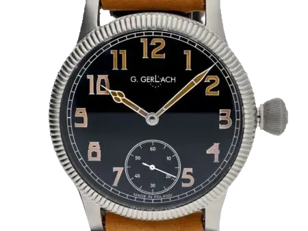 Zegarek męski G. Gerlach PM 36-2 o eleganckim retro designie inspirowanym klasyką zegarmistrzostwa. Posiada głęboką czarną tarczę z miedzianymi arabskimi cyframi, które nadają mu vintage'owego charakteru. Wyraziste, złote wskazówki oraz klasyczna mała sekunda umieszczona na godzinie 6 dodają zegarkowi ponadczasowej elegancji. Srebrna koperta z charakterystycznym żłobionym pierścieniem podkreśla klasyczny styl, a duża koronka ułatwia precyzyjne ustawienie czasu. Uzupełniony brązowym skórzanym paskiem, zegarek jest idealnym wyborem dla miłośników stylu retro i elegancji.