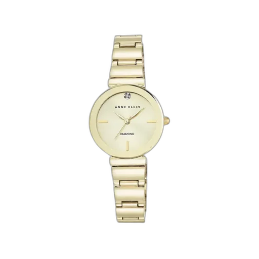 Model ANNE KLEIN 27mm AK-2434CHGB to esencja elegancji i subtelnego stylu. Złota tarcza oraz bransoleta w całości w tym samym kolorze tworzą luksusową i harmonijną kompozycję. Wyróżniającym się elementem jest pojedynczy diament na godzinie 12, który nadaje zegarkowi ekskluzywnego charakteru. Smukła koperta o średnicy 27 mm sprawia, że zegarek doskonale prezentuje się na delikatnym nadgarstku. Precyzyjny mechanizm kwarcowy gwarantuje niezawodność i dokładność. Model AK-2434CHGB to idealny wybór dla kobiet poszukujących klasycznego dodatku z nutą luksusu, który sprawdzi się zarówno na co dzień, jak i na wyjątkowe okazje.