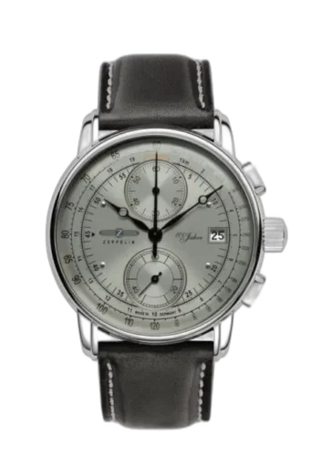 Wyrafinowany zegarek Zeppelin 100 Jahre 8670-0 z jasnoszarą tarczą, chronografem i datownikiem. Koperta ze stali nierdzewnej zestawiona z eleganckim czarnym skórzanym paskiem. Klasyczny styl i precyzja wykonania, idealne na formalne i codzienne okazje.